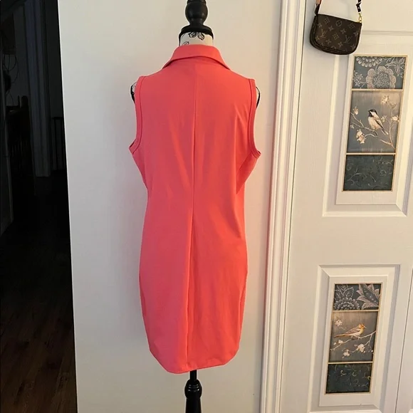 💗Sleeveless Coral Dress 🇨🇦 designed in Canada - Picture 3 of 12
